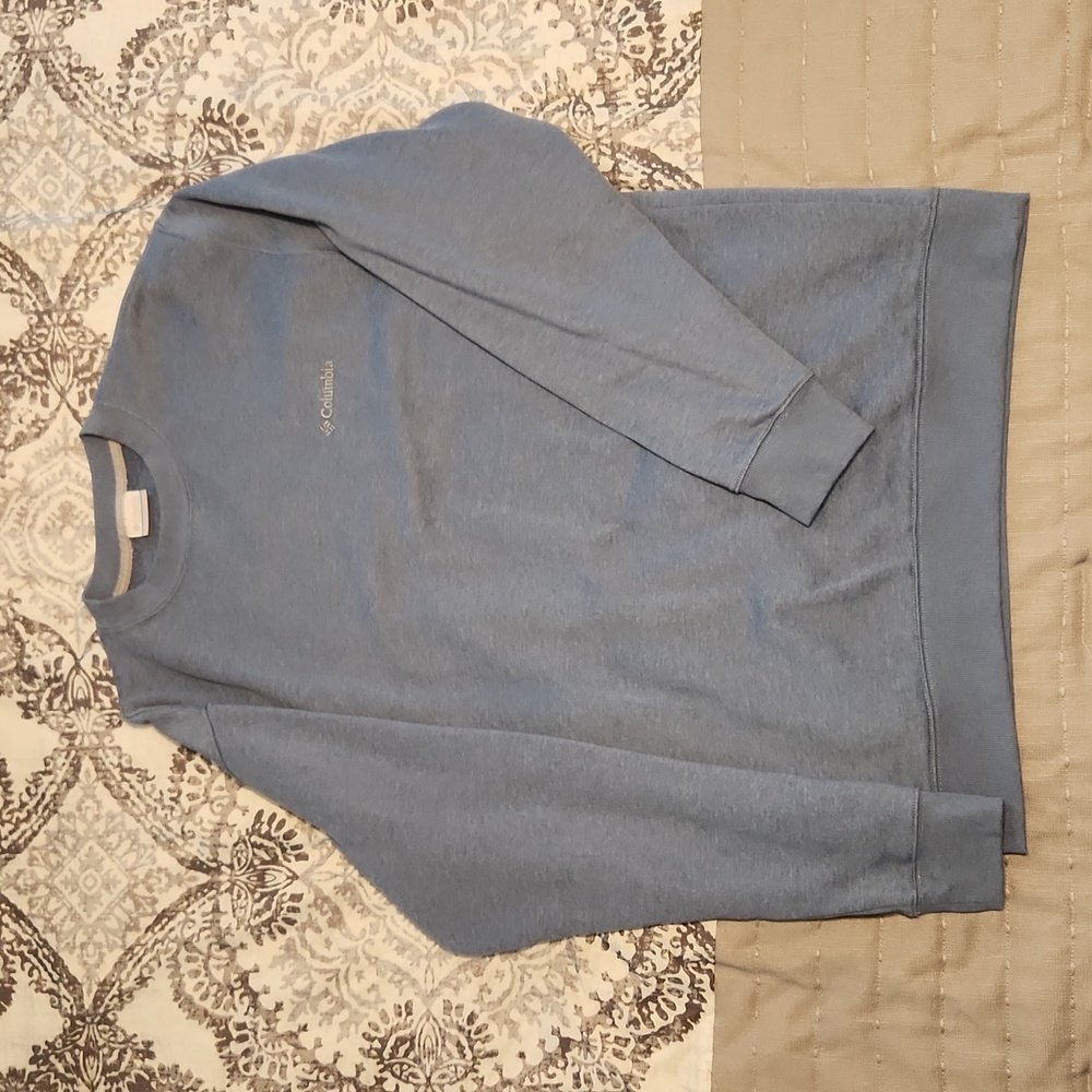 Columbia crewneck sweatshirt